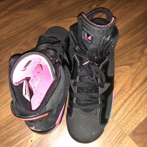 Retro Jordan 6s - “Cotton Candy” - Picture 5 of 5